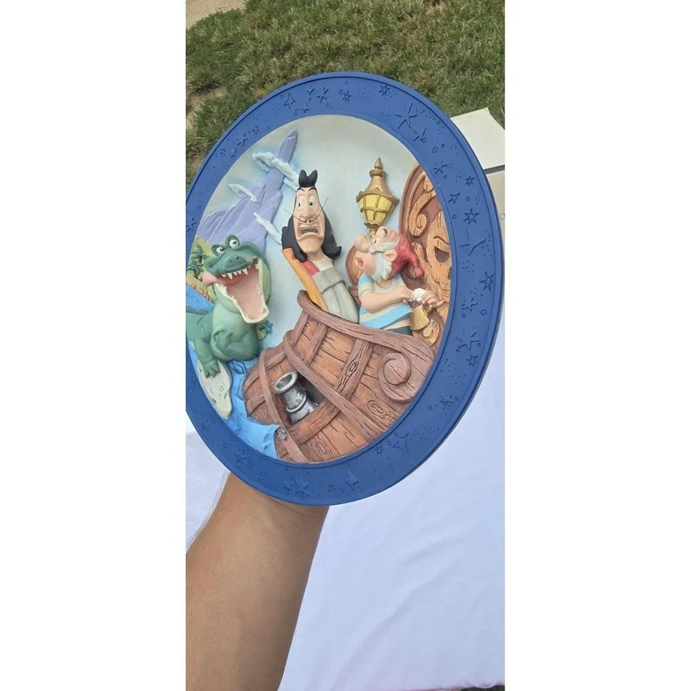 Peter Pans Disney 3D Relief Collectors Plate 